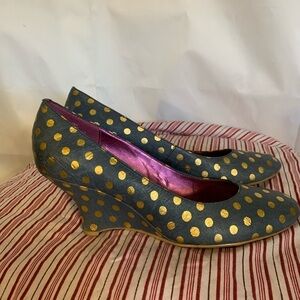 Oh Deer lady in waiting polka dot wedge heel shoe